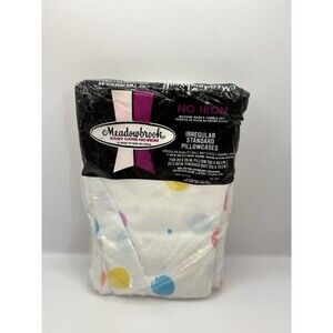 2 Meadowbrook Irregular Pillow Cases 20”x26” Easy Care No Iron Polka Dot